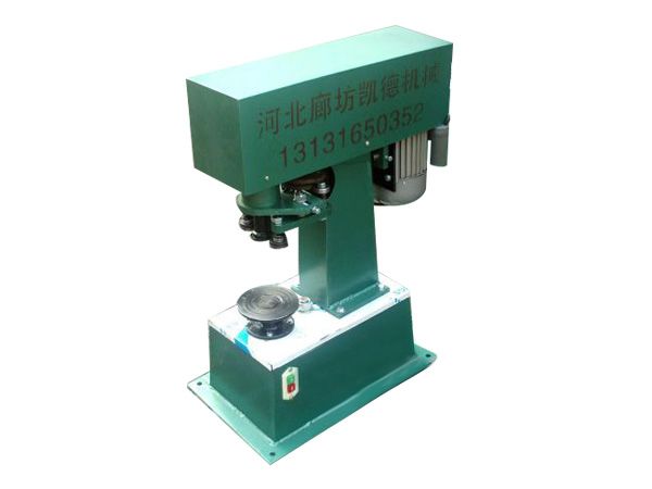 供應(yīng)半自動(dòng)封罐機(jī) 供應(yīng)半自動(dòng)封罐機(jī)